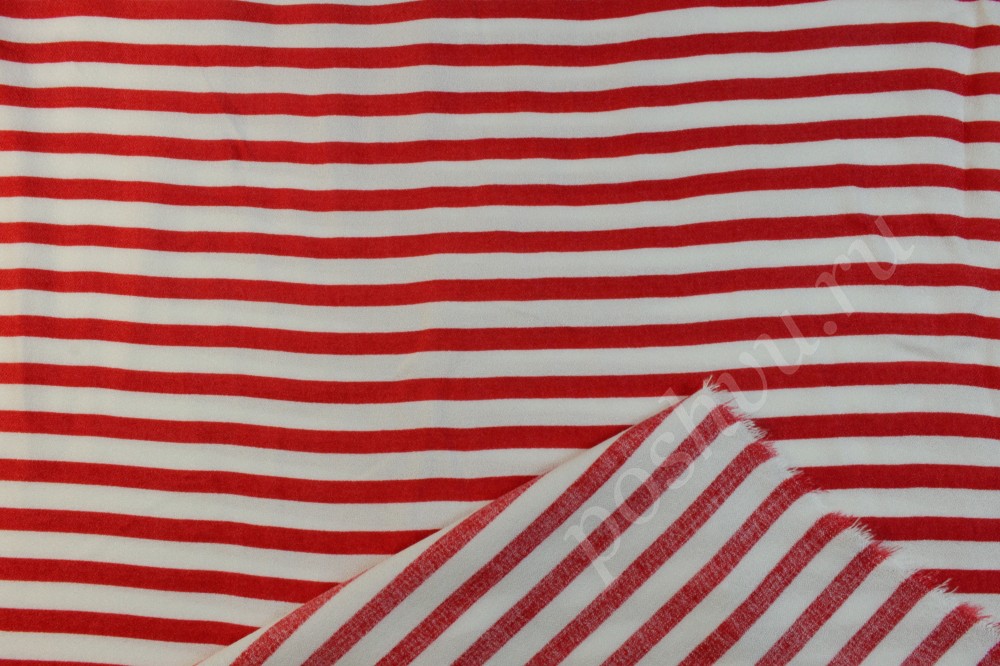 Ткань штапель в полоску красного и белого оттенка