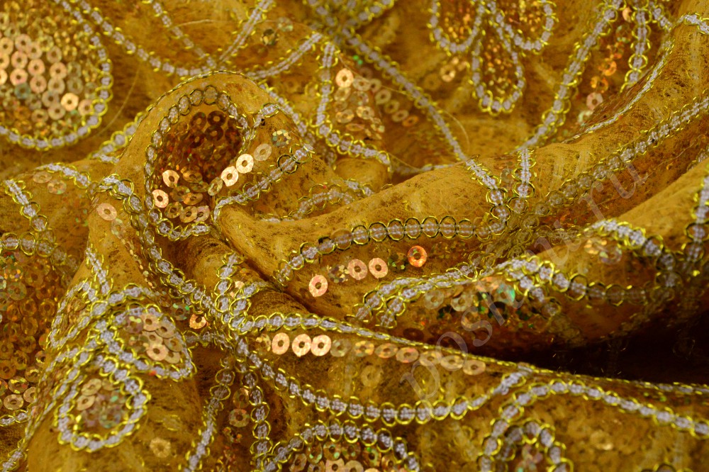 Ткань королевская сетка с пайетками золотистого и снежного оттенков