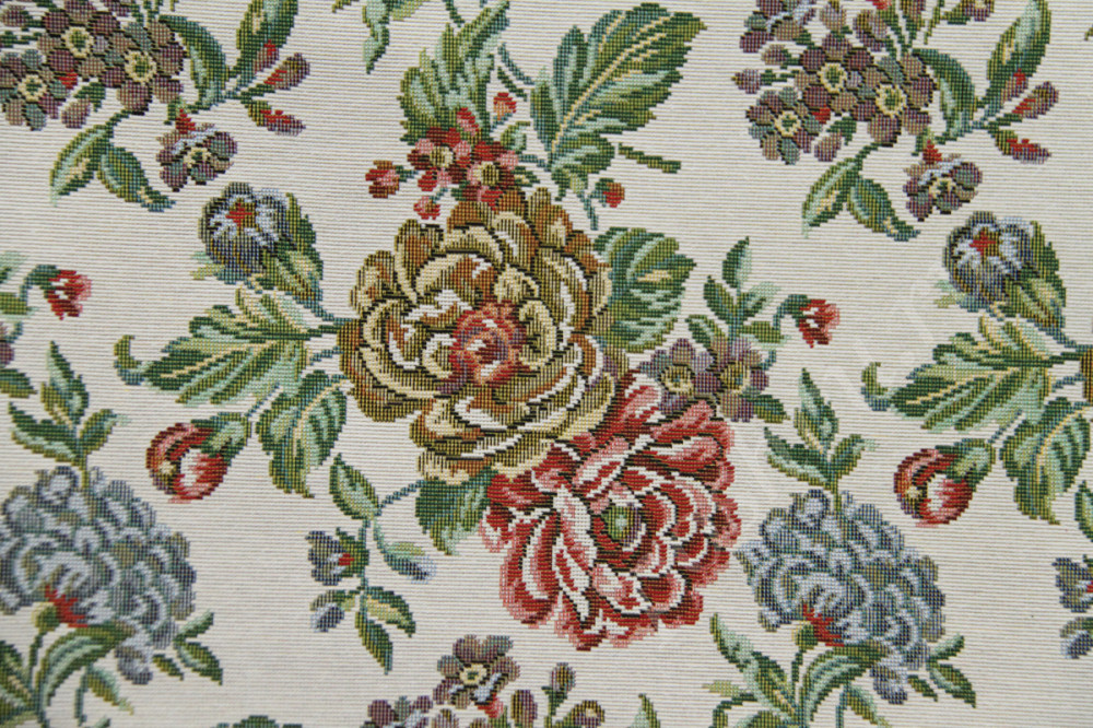 Мебельная ткань гобелен GENIL крупные цветы на бежевом фоне