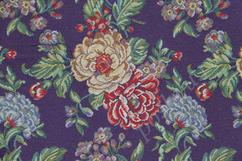 Мебельная ткань гобелен GENIL крупные цветы на фиолетовом фоне