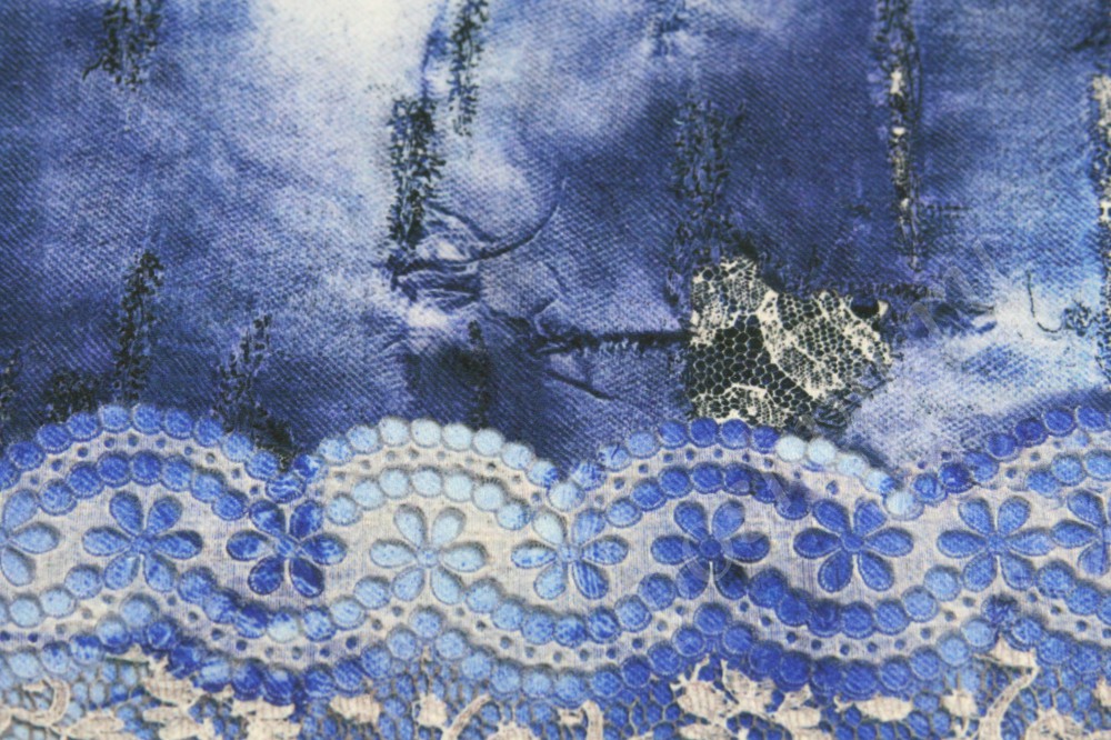 Ткань жаккард морской тематики с цветочным узором по краю