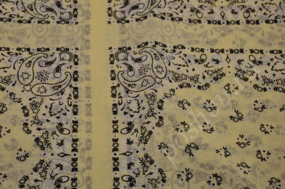 Мягкая хлопковая ткань с контрастным цветочным принтом