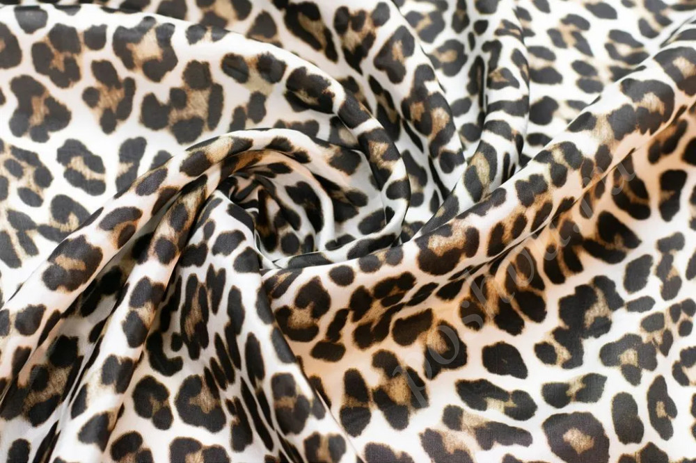 Блузочно-плательная ткань с рисунком "Леопард"