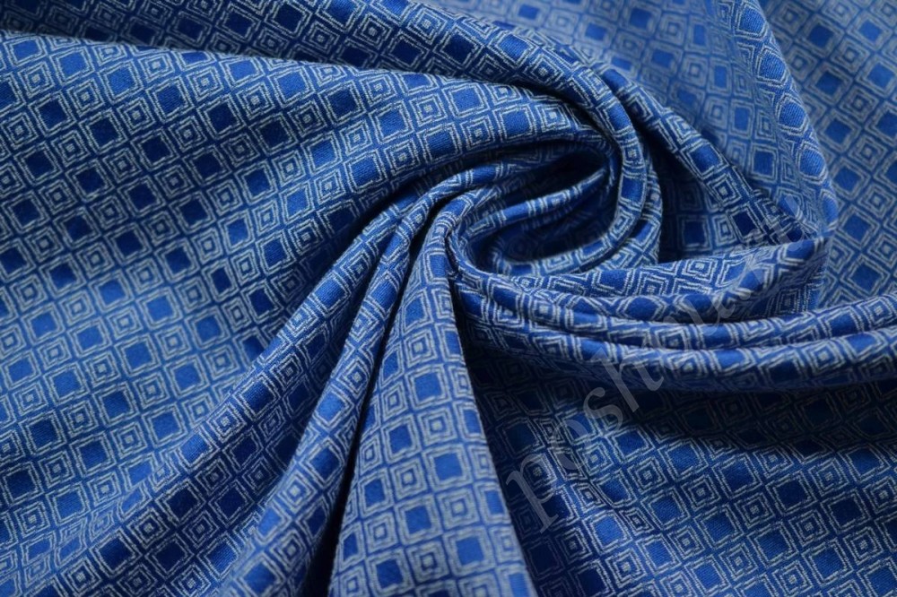 Жаккардовая ткань синего цвета геометрическим принтом