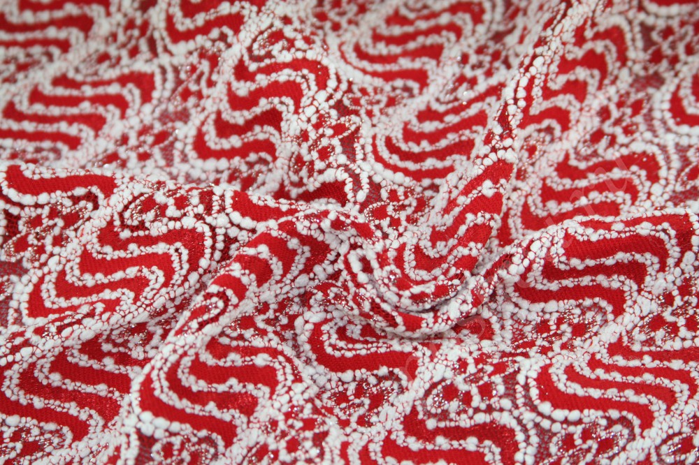 Ткань красный трикотаж с оригинальной вышивкой и серебряным напылением