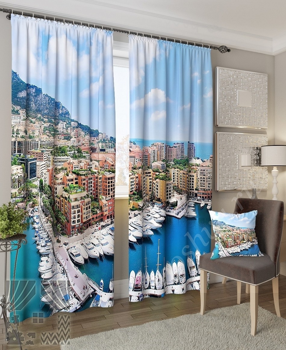Красивый комплект готовых фото штор с изображением курортного города для гостиной