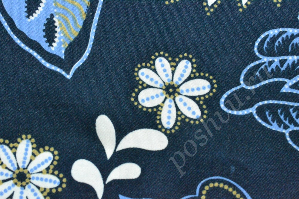 Ткань плащевая  темно-синего оттенка с цветочным рисунком