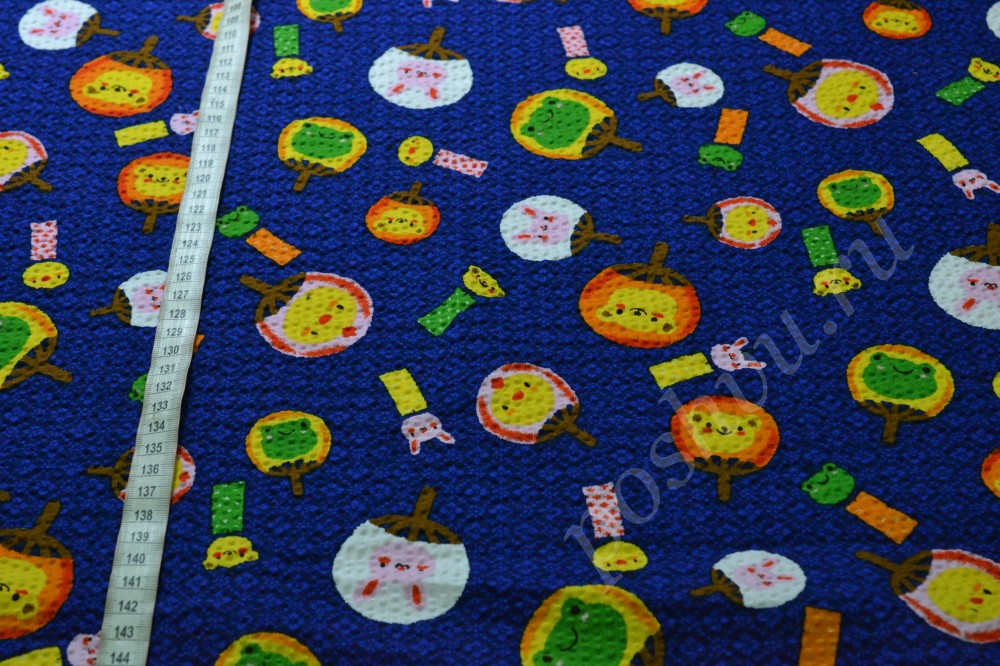 Хлопковая ткань темно-синего цвета с принтом на детскую тематику