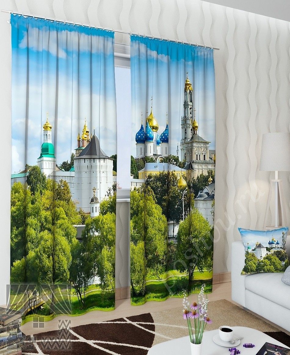 Комплект готовых фото штор с изображением храмового комплекса для гостиной