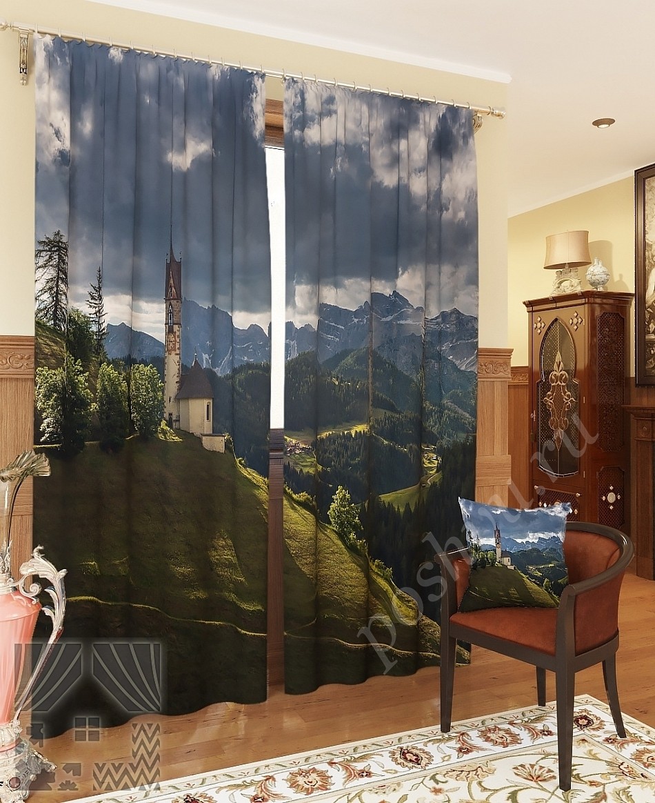 Впечатляющий комплект готовых фото штор с горным пейзажем для гостиной