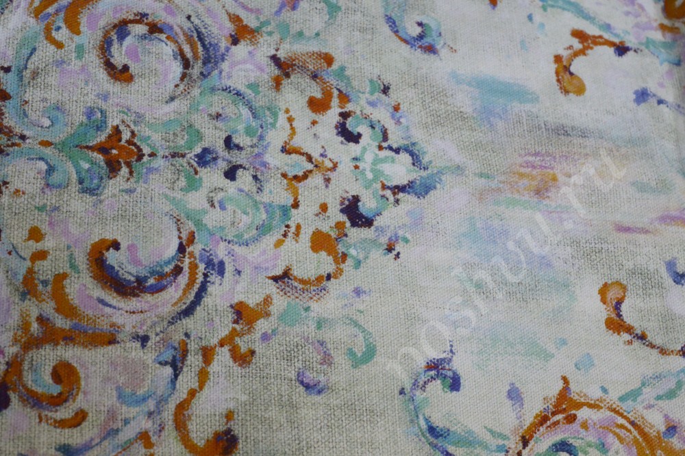Ткань для штор портьерная серо-белого цвета с орнаментом