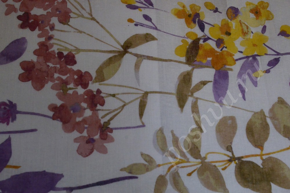 Ткань для штор тюлевая белого оттенка с цветочным рисунком