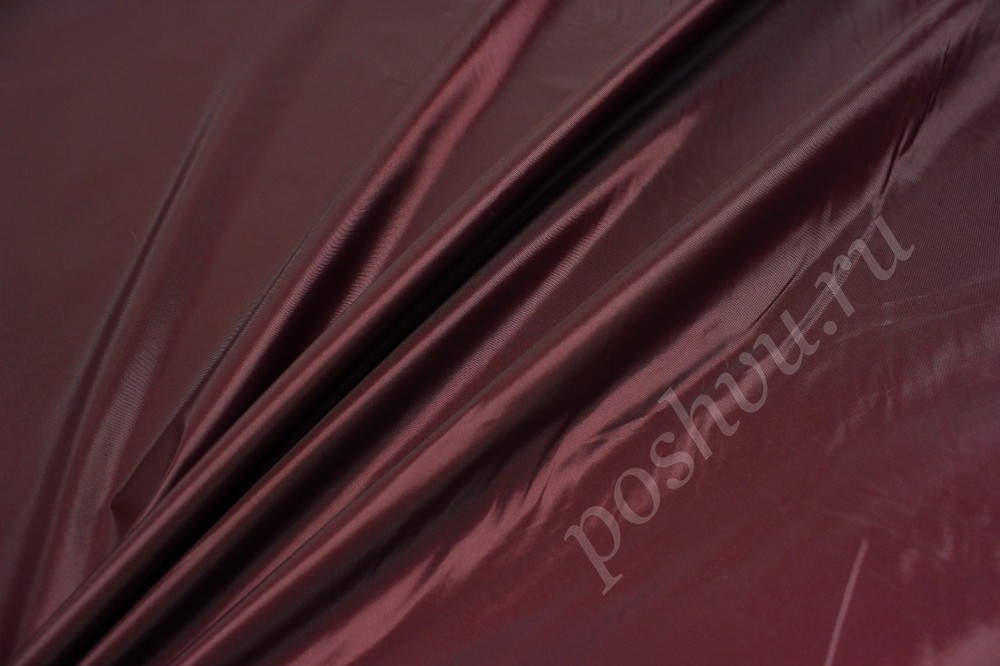 Курточная ткань бордового цвета