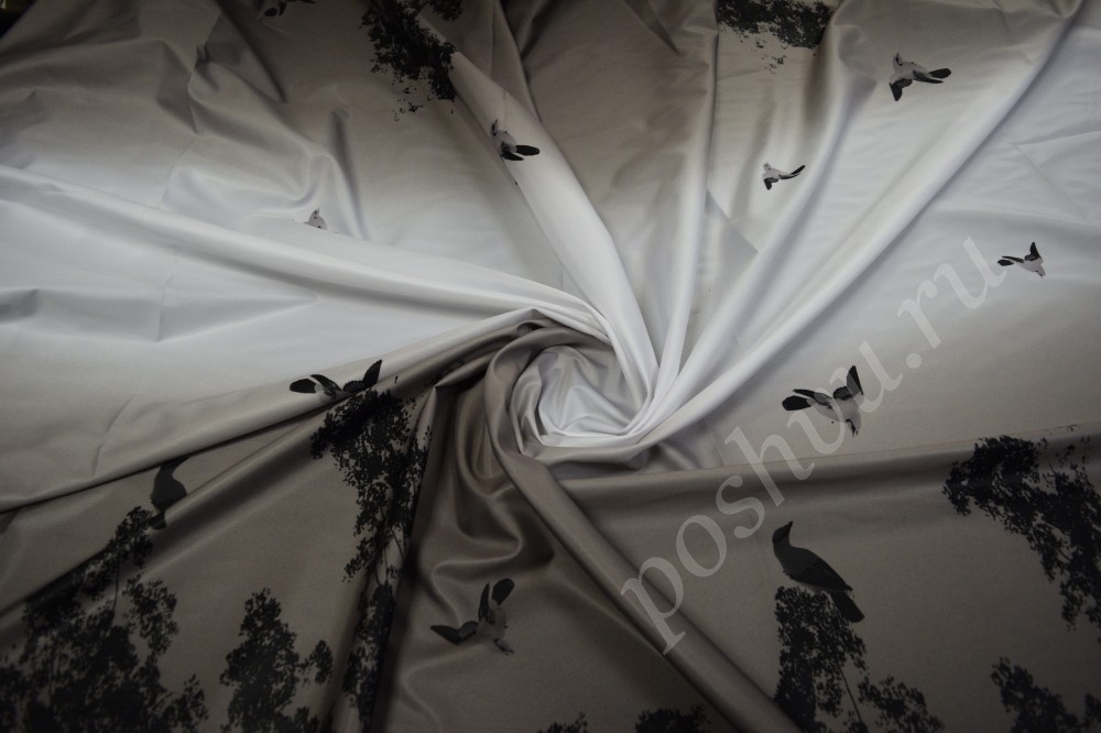 Ткань курточная купон белого цвета с принтом
