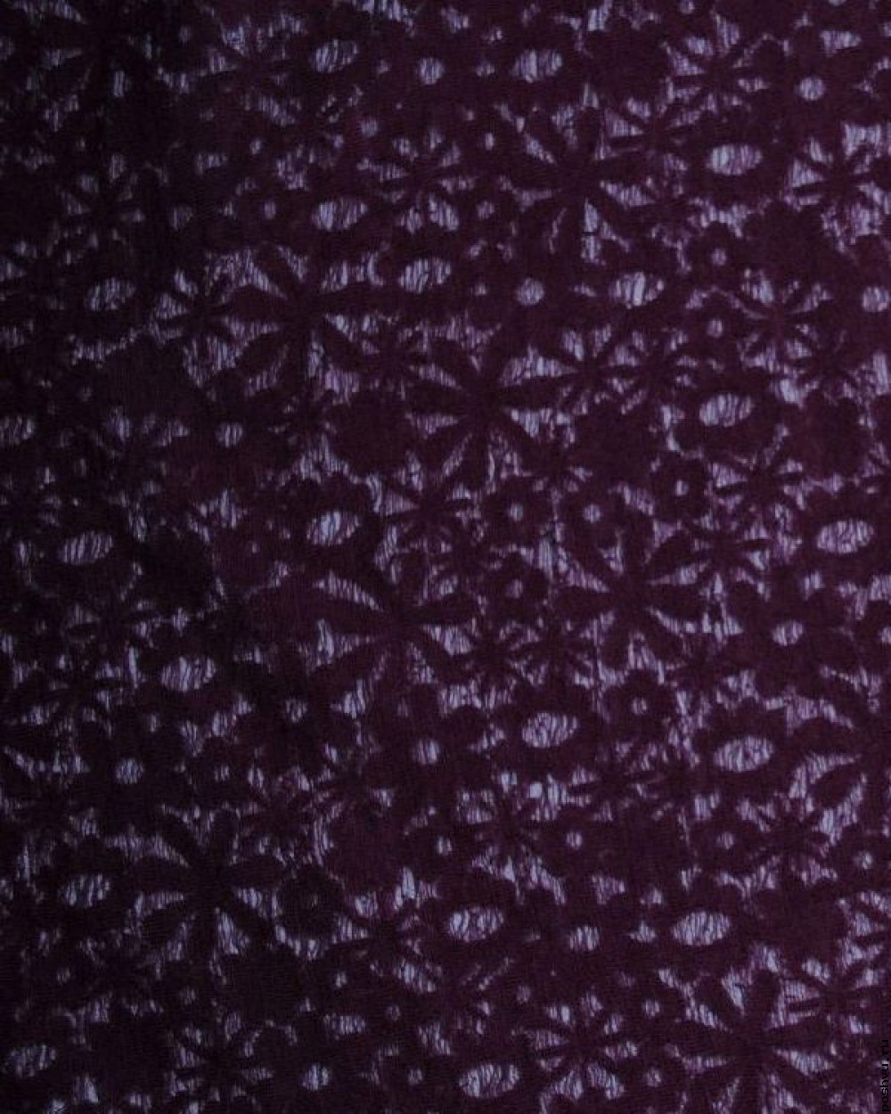 Ткань гипюр Пурпурный в цветок