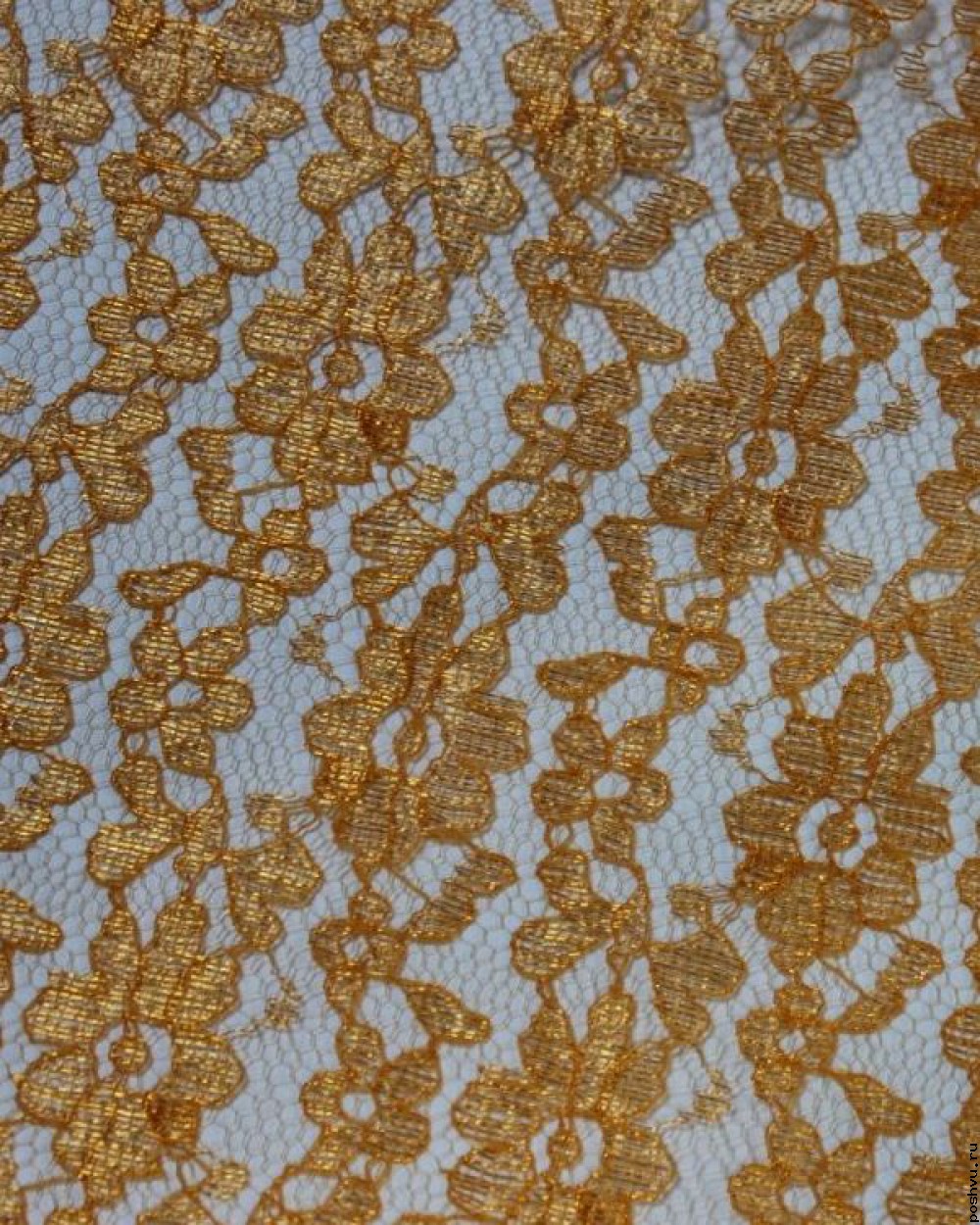 Ткань гипюр золотой Австрийская исперия