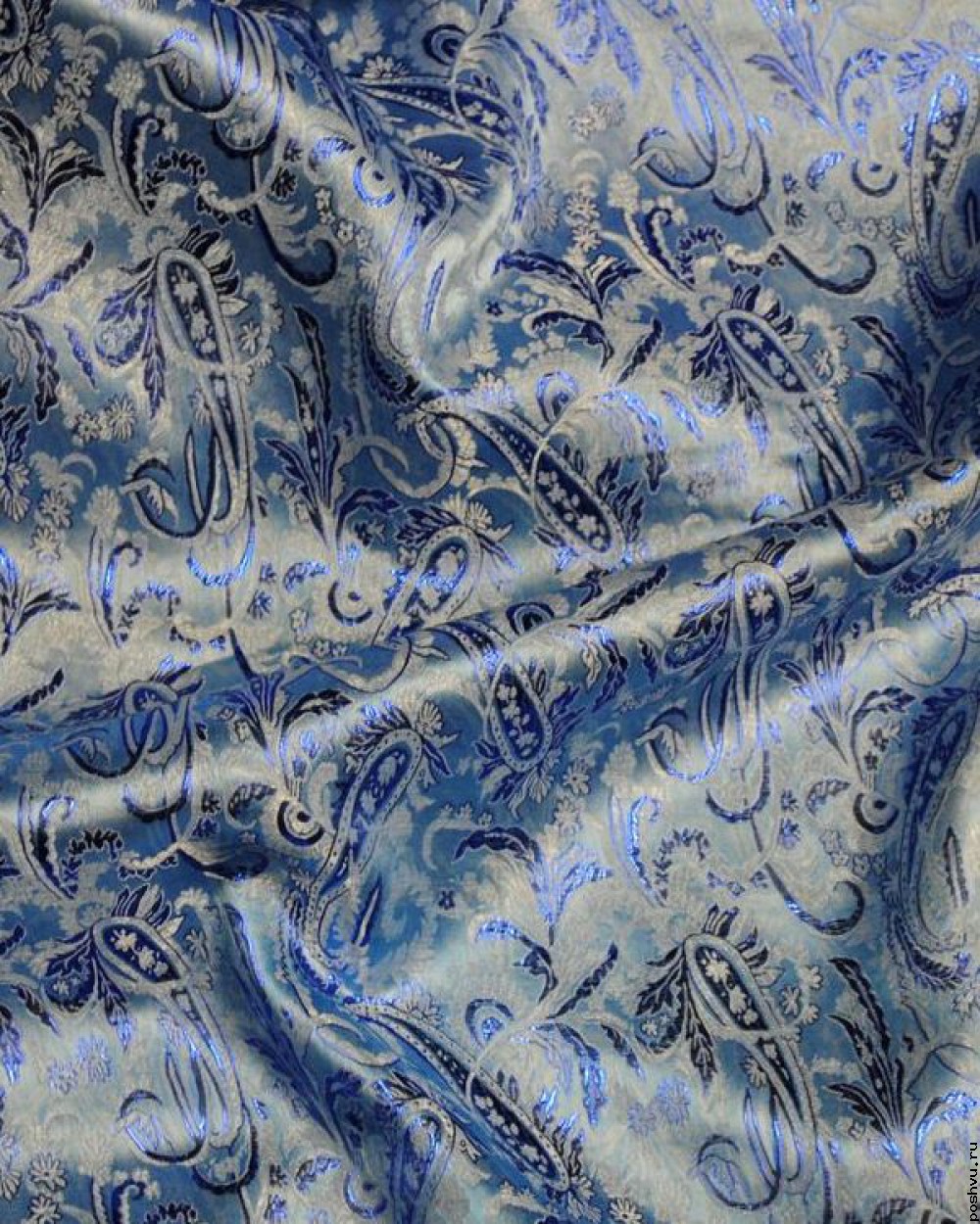 Ткань парча расписная синяя с шитьем Огрурцы