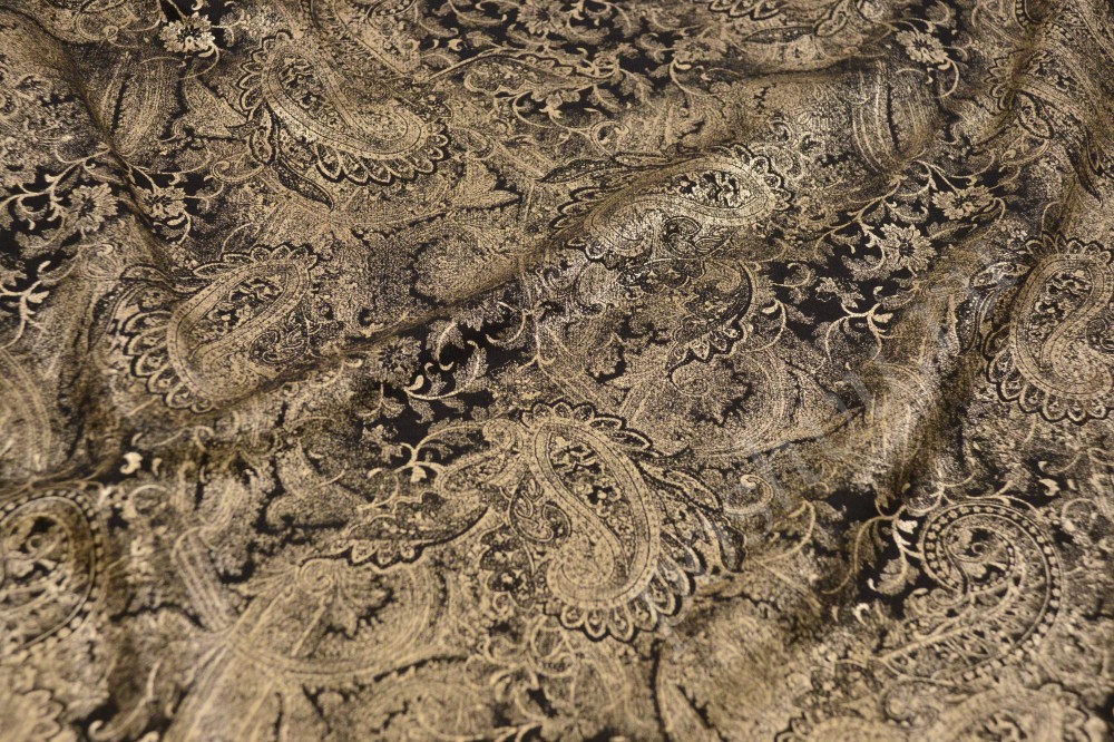 Королевская трикотажная ткань чёрного цвета с золотым узором
