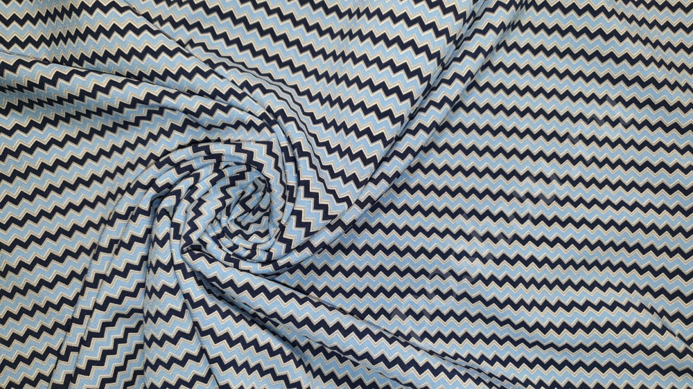 Плательная ткань сине-голубая в зиг-заг