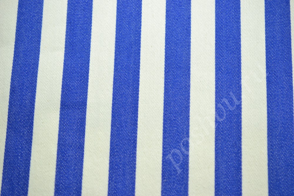 Ткань костюмная в белую и синюю полосу