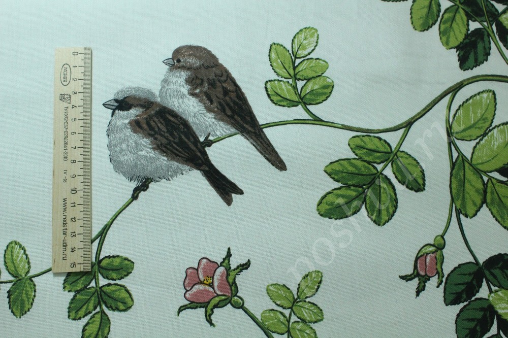 Ткань плаленьно-костюмная из хлопка белого оттенка с птичками
