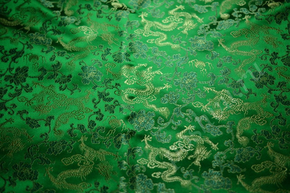 Костюмная ткань ярко-зеленого оттенка с вышитым узором