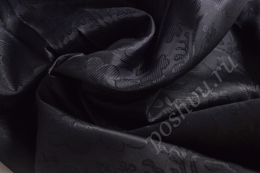 Черная подкладочная ткань с флористическим орнаментом