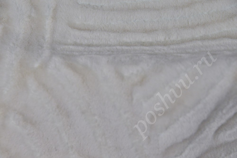 Ткань для мебели флок белого оттенка с рельефным рисунком