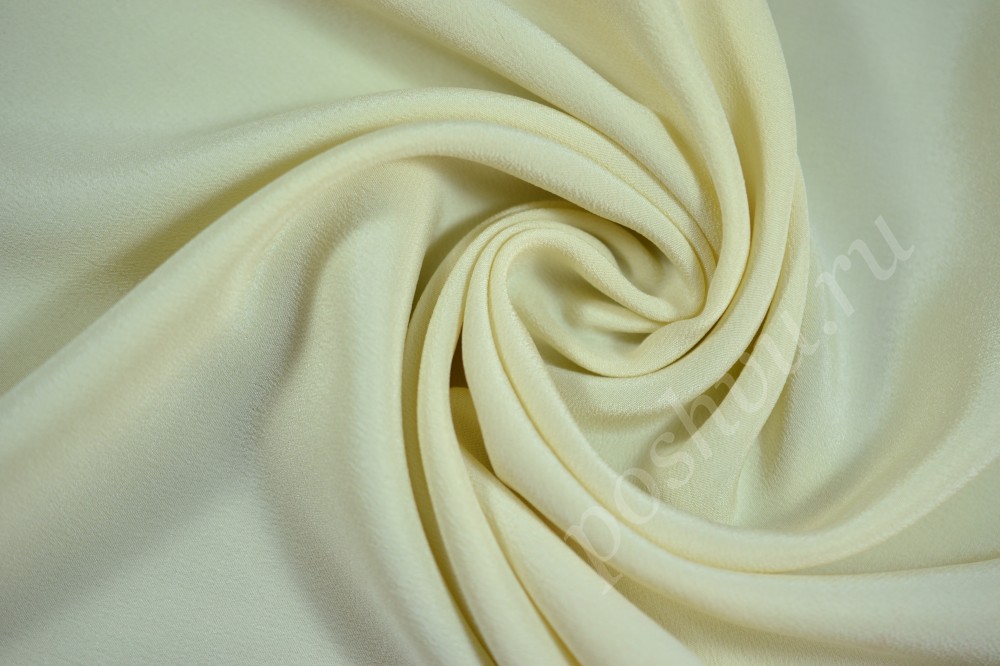Шелковая ткань Max Mara Белая роза