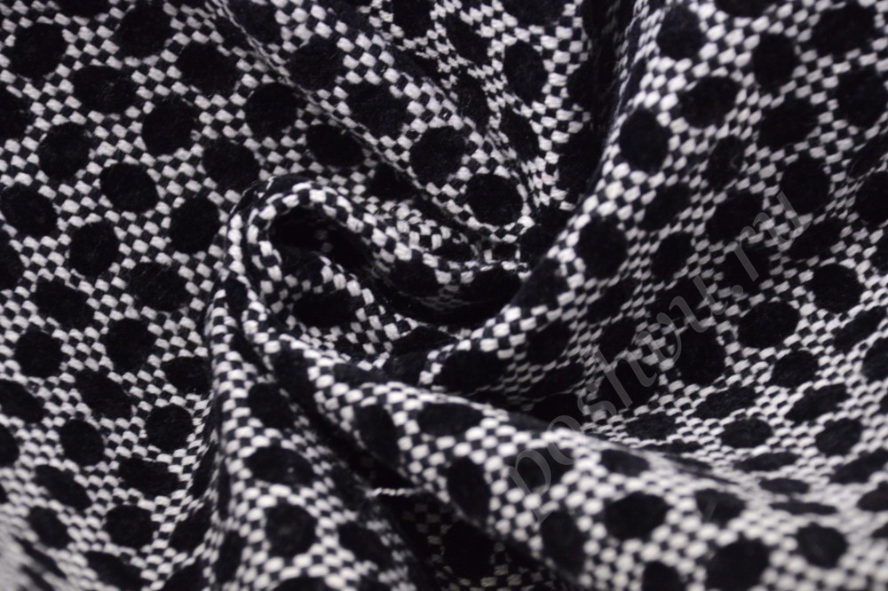 Ткань костюмная в черно-белые пятна