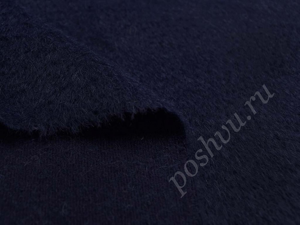Шерстяная пальтовка темно-синего цвета с ворсом