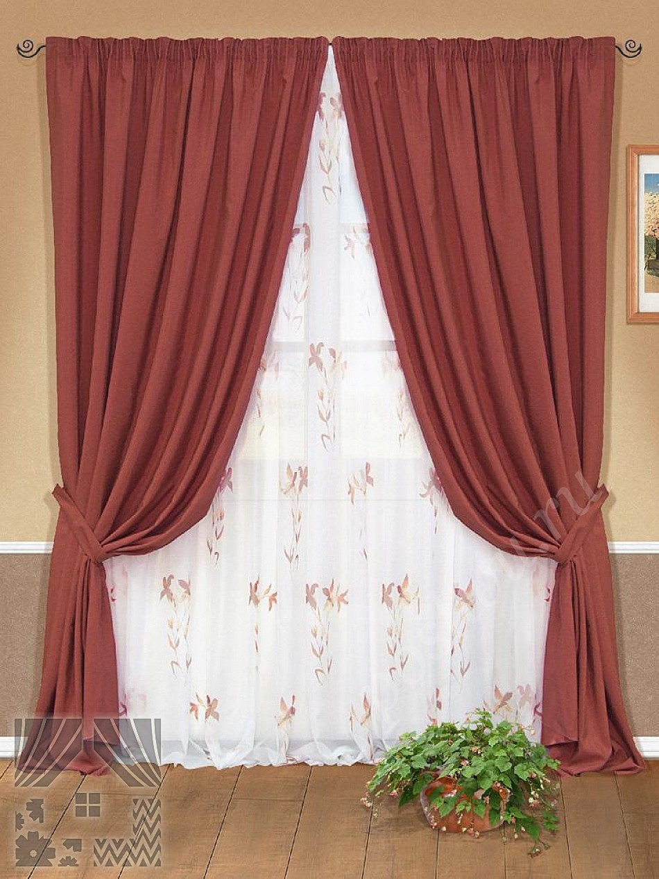 Классические готовые портьеры вишеного цвета и тюль с флористическим узором для  гостиной или спальни