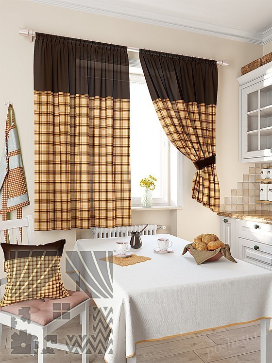 Классический комплект готовых штор в коричневых тонах с крупным клетчатым узором для кухни