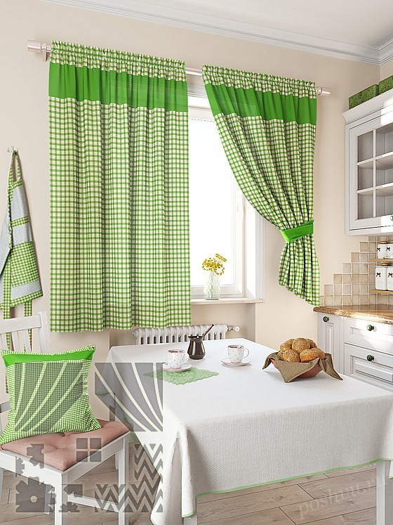 Симпатичный комплект готовых штор в салатово-зеленую клетку для  кухни