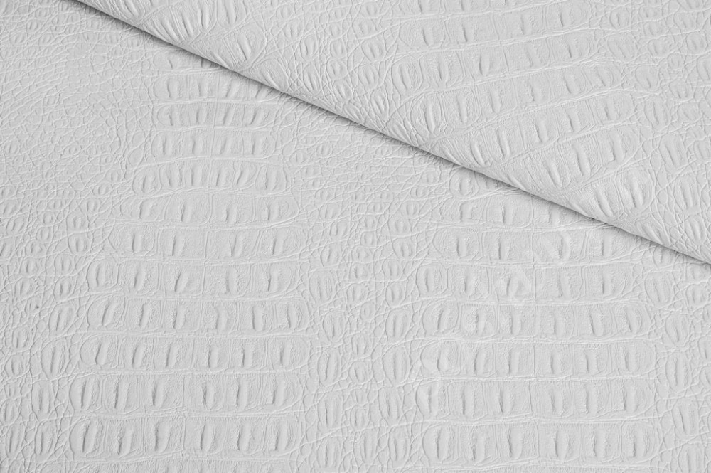 Мебельная ткань экокожа CROCODILE белого цвета 710г/м2