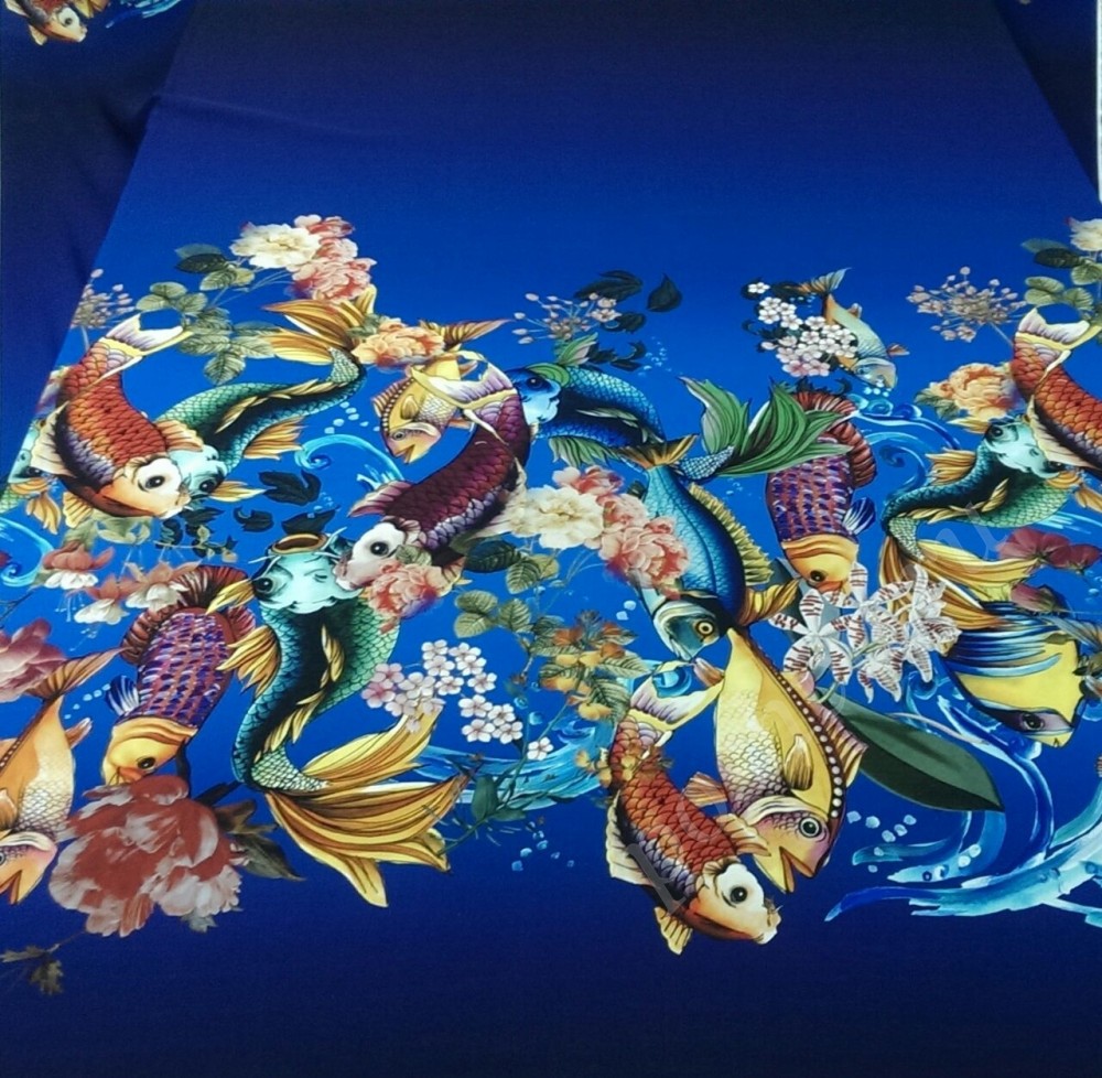 Ткань шелковый атлас синего цвета в сказочный рыбках