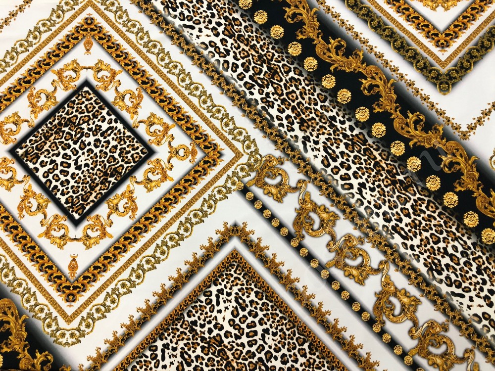 Ткань хлопок сатин стрейдж белого цвета в геометрический узор с элементами леопардового окраса