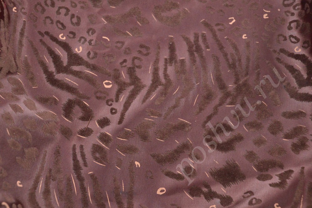 Ткань атлас набивной шоколадного оттенка с анималистическим узором