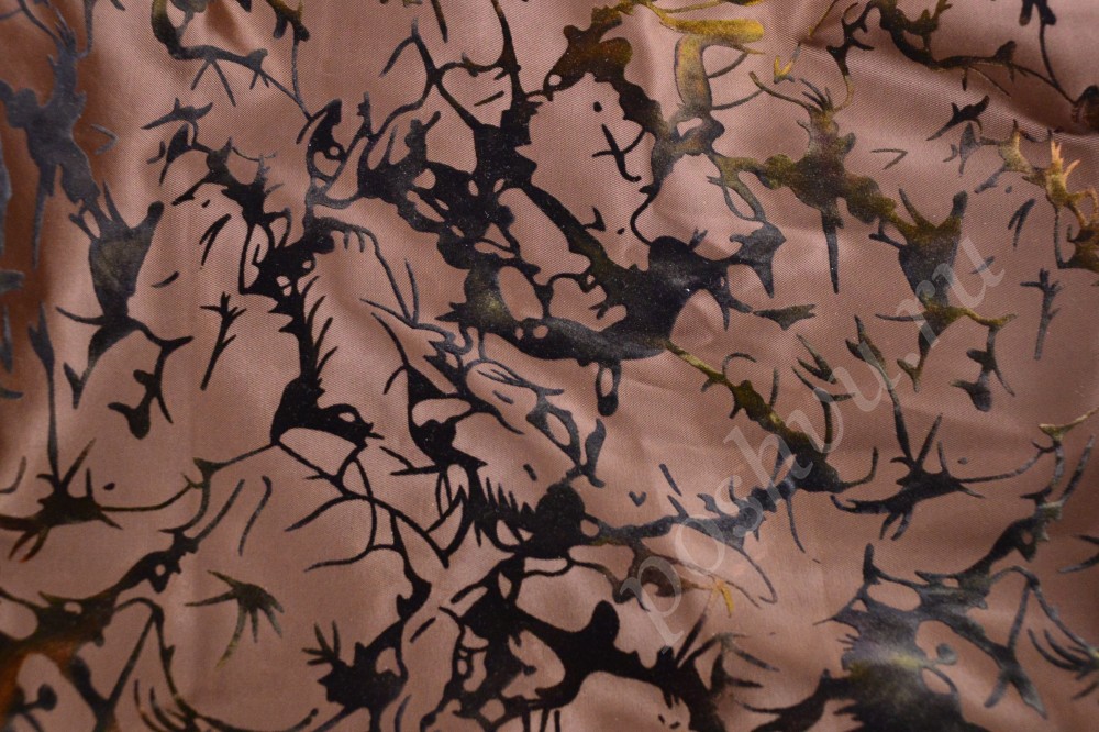 Ткань атлас набивной песочного оттенка с черным абстрактным узором