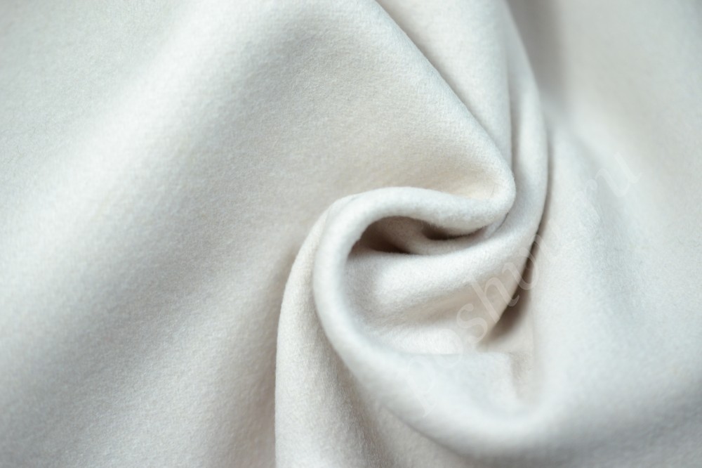 Ткань пальтовая Max Mara белого оттенка