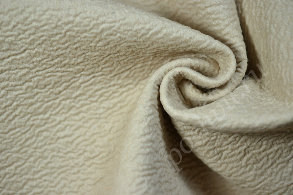 Ткань пальтовая Max Mara кремового оттенка с рельефным узором