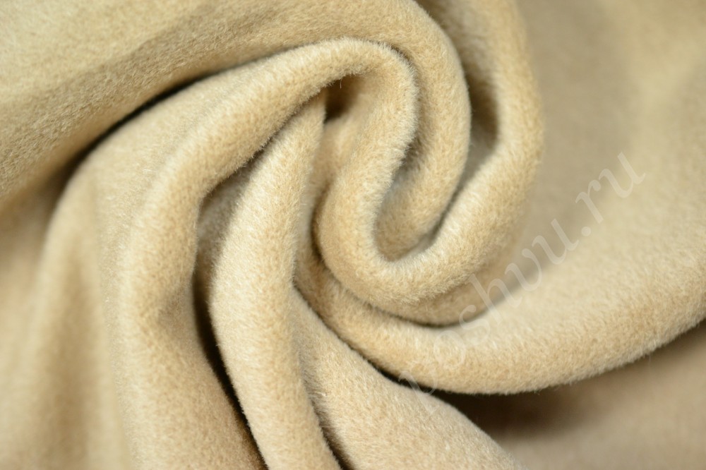Ткань пальтовая Max Mara сливочно-кремового оттенка