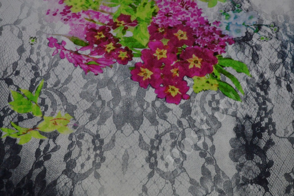 Ткань серый трикотаж с ярким цветочным принтом