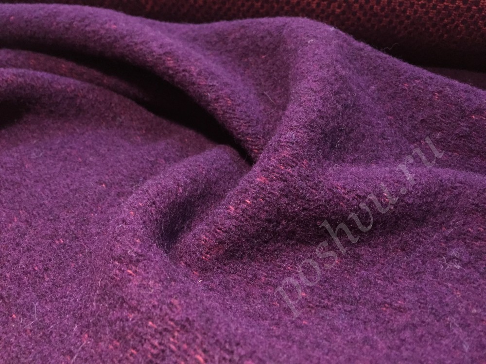 Ткань пальтовая пурпурного цвета