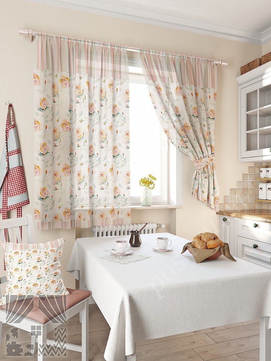 Романтичный комплект штор для кухни с флористическим принтом и подхватами