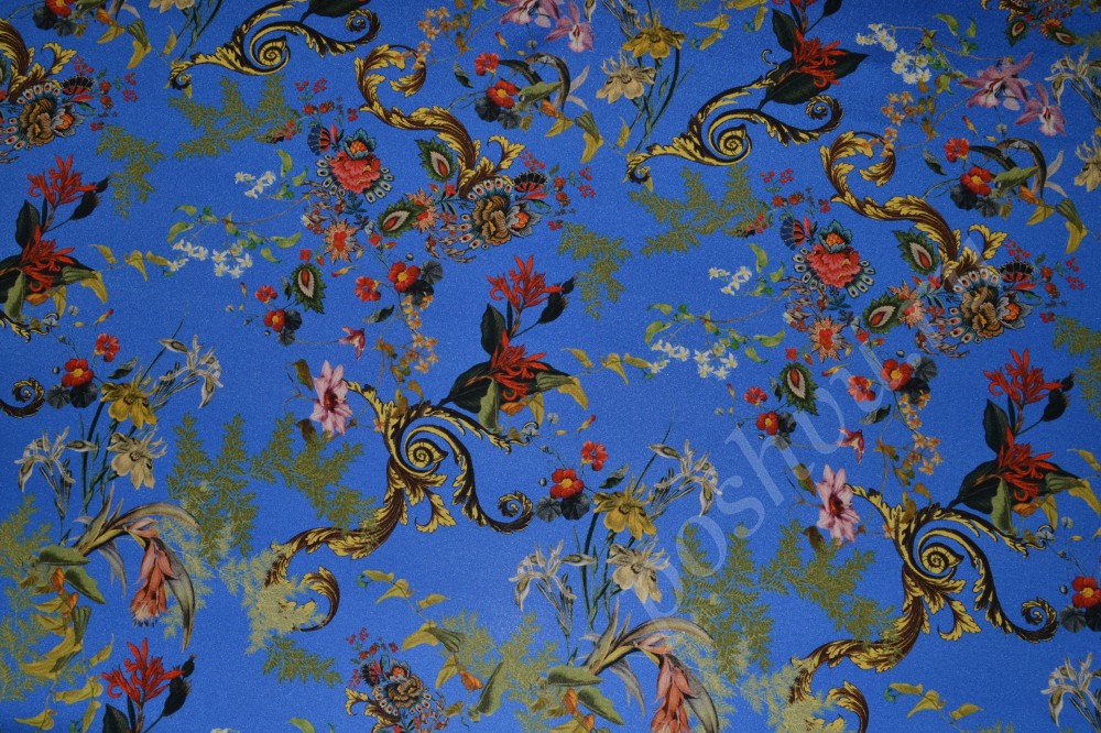 Ткань шелк матовый ярко-синего оттенка в цветочный принт