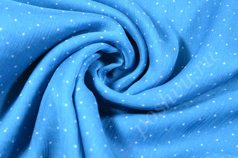 Шелковая ткань голубого цвета в белый горошек