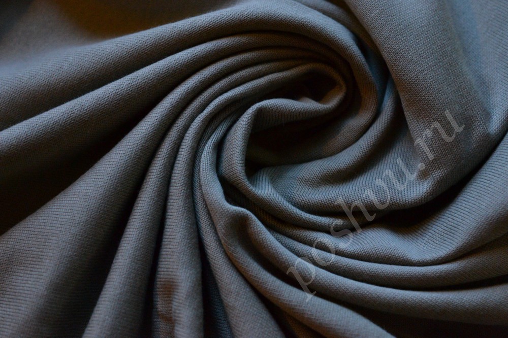 Ткань трикотажная серого цвета