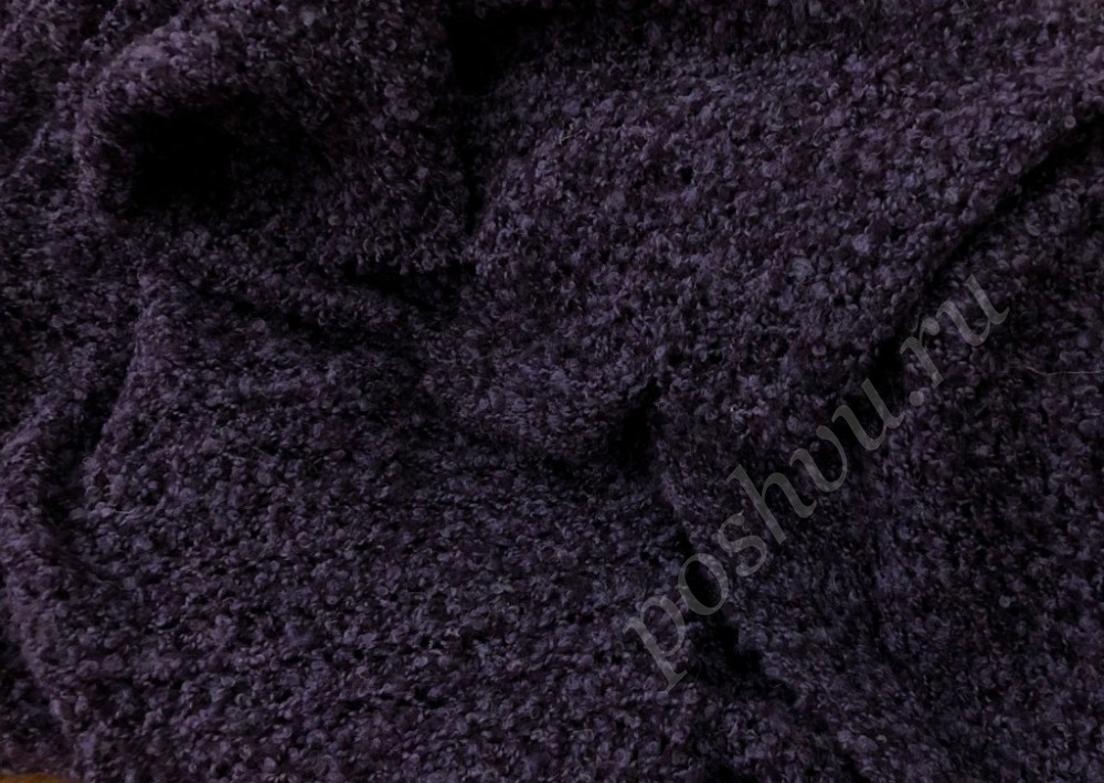 Вязаный шерстяной трикотаж темно-фиолетового цвета