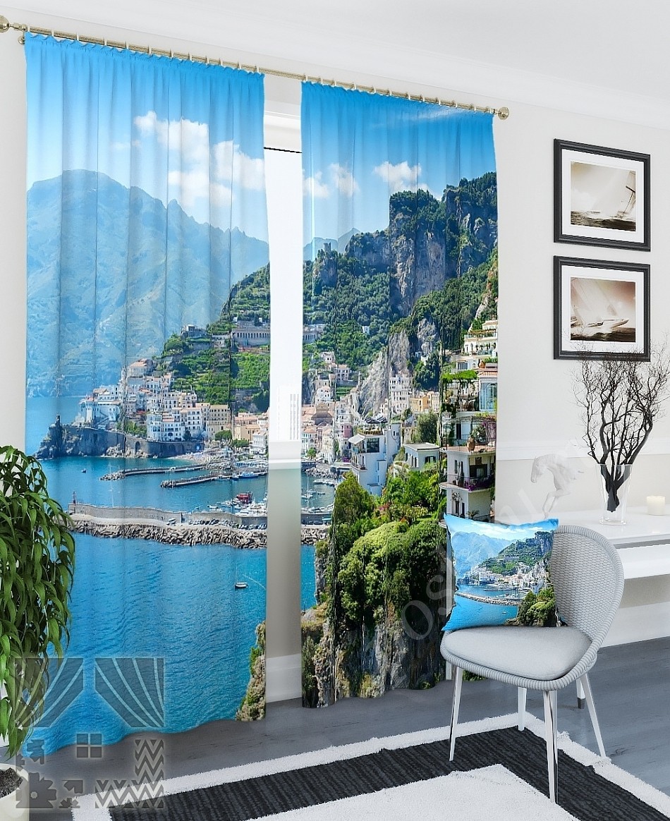Комплект готовых фото штор с изображением города у моря для гостиной